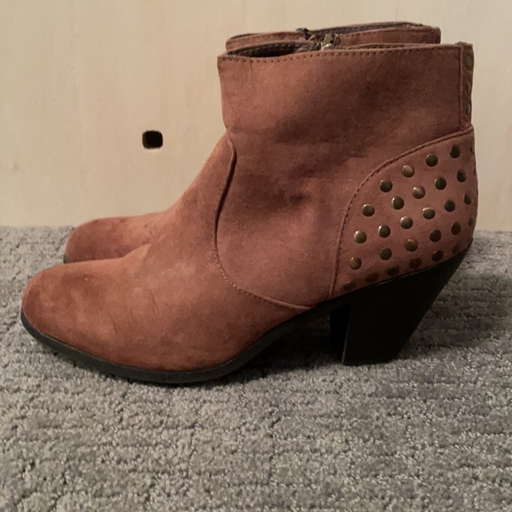 Sam And Libby Booties - Picture 2 of 4